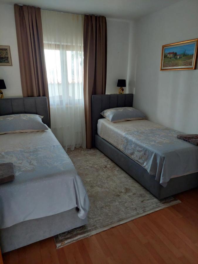 Apartment Oaza Relax Koper Bagian luar foto