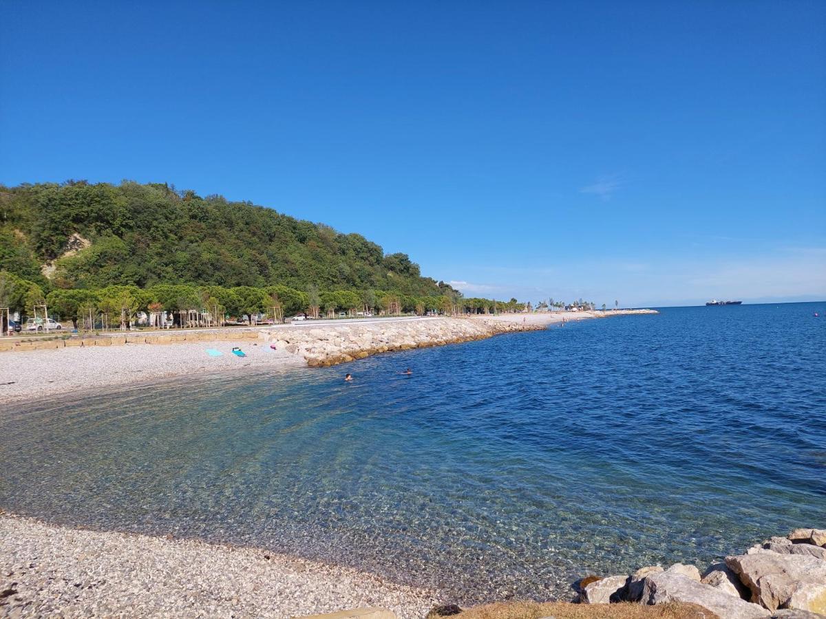 Apartment Oaza Relax Koper Bagian luar foto